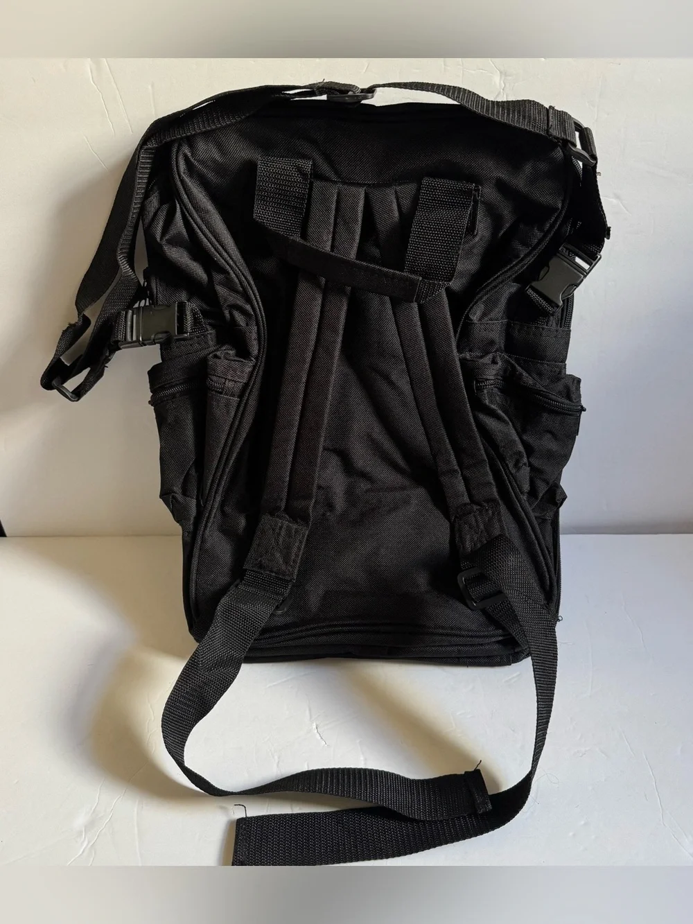 FBI LEEDS Law Enforcement Executive Development Seminar Convertible Backpack Bag